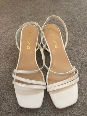 Unisa White Strappy Square-Toe Slingback Sandals